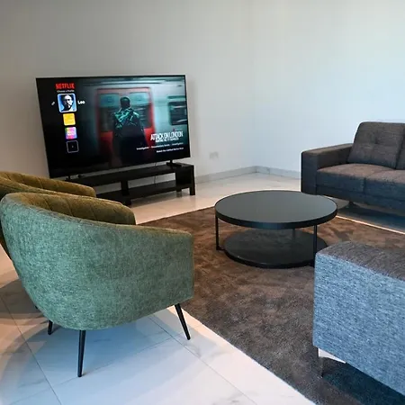 The 1 -nicosia Luxe Stay- Gym Pool 24h Concierge 아파트 니코시아