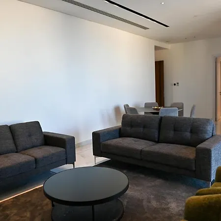 The 1 -nicosia Luxe Stay- Gym Pool 24h Concierge 아파트