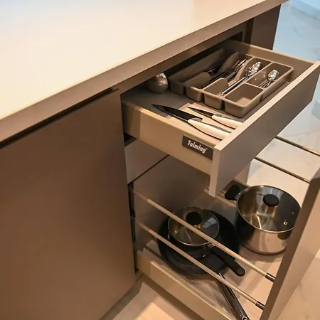 The 1 -nicosia Luxe Stay- Gym Pool 24h Concierge * Nikosia