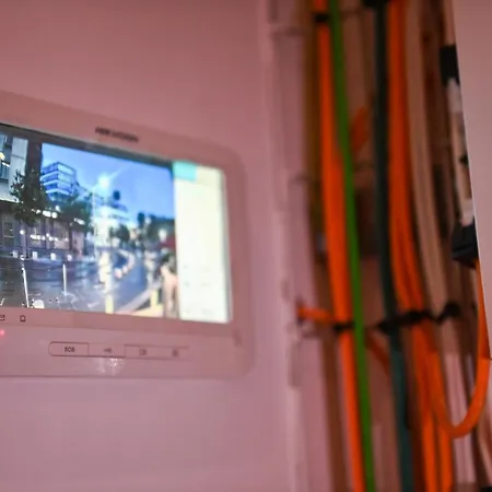 The 1 -nicosia Luxe Stay- Gym Pool 24h Concierge Apartment