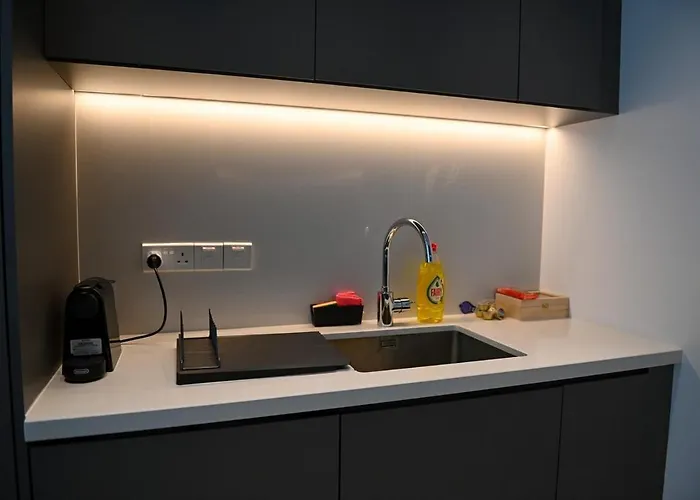 The 1 -nicosia Luxe Stay- Gym Pool 24h Concierge Apartmán *