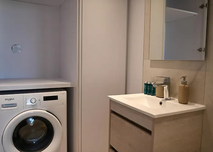 The 1 -nicosia Luxe Stay- Gym Pool 24h Concierge Nikósie