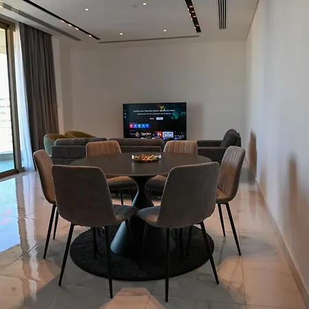 The 1 -nicosia Luxe Stay- Gym Pool 24h Concierge * Nikozja