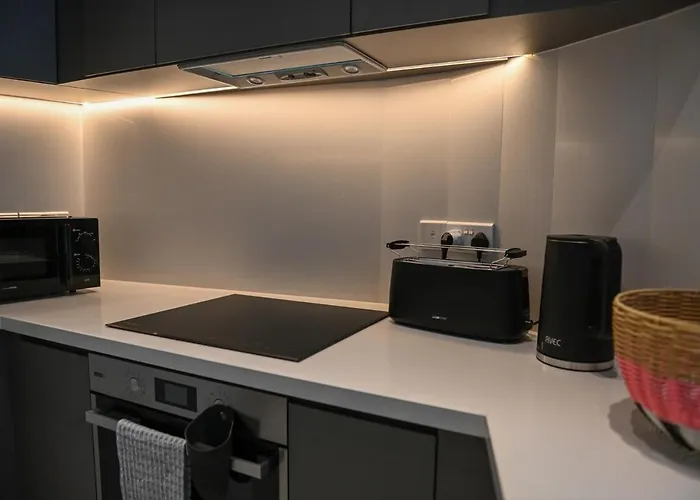 The 1 -nicosia Luxe Stay- Gym Pool 24h Concierge *