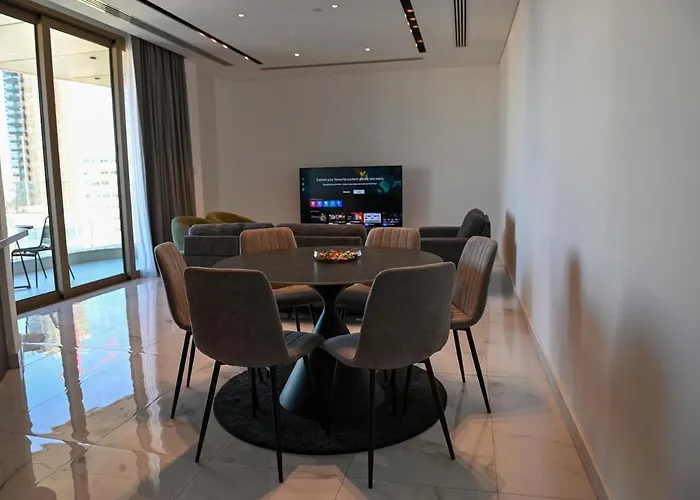 The 1 -nicosia Luxe Stay- Gym Pool 24h Concierge * ニコシア