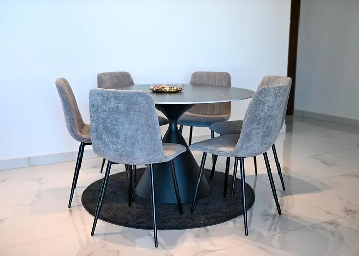 The 1 -nicosia Luxe Stay- Gym Pool 24h Concierge