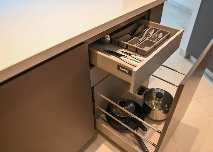 The 1 -nicosia Luxe Stay- Gym Pool 24h Concierge * ニコシア