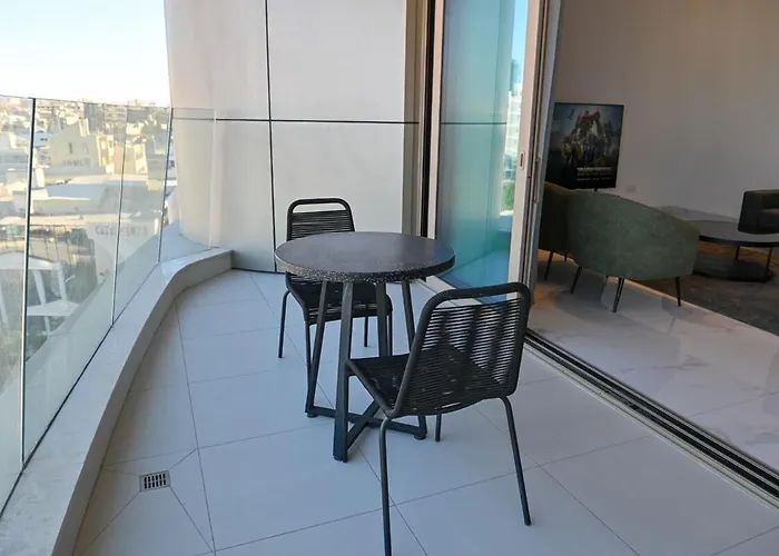 アパート The 1 -nicosia Luxe Stay- Gym Pool 24h Concierge *