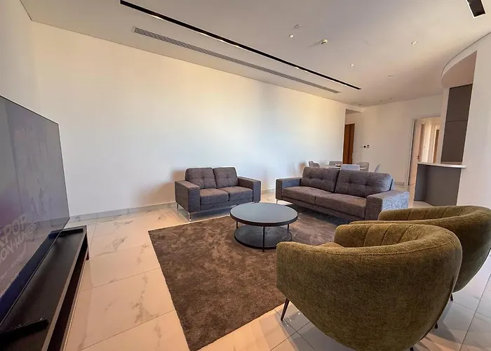 The 1 -nicosia Luxe Stay- Gym Pool 24h Concierge アパート *